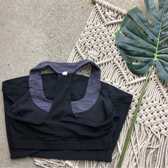 Luluemon Black Scoop Neck Tank Top Size 6 - Picture 8 of 9